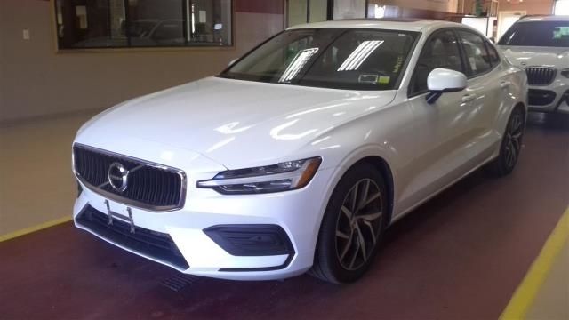 VOLVO S60 2019 7jr102fk7kg012263