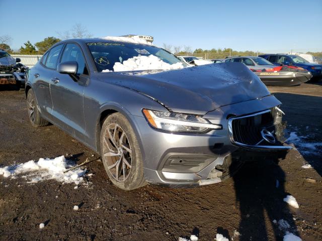 VOLVO S60 T5 MOM 2019 7jr102fkxkg010796