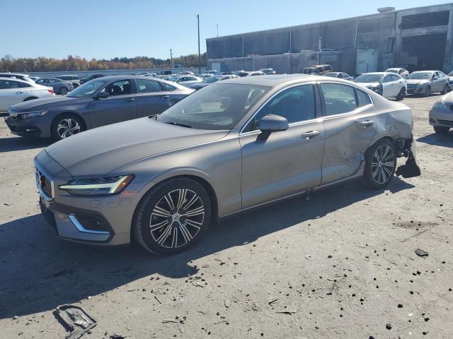 VOLVO S60 T6 INS 2019 7jra22tl1kg017496