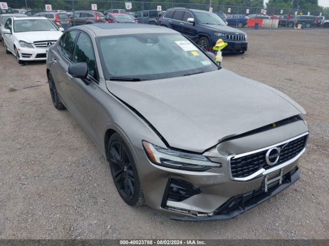 VOLVO S60 2019 7jra22tm9kg015486