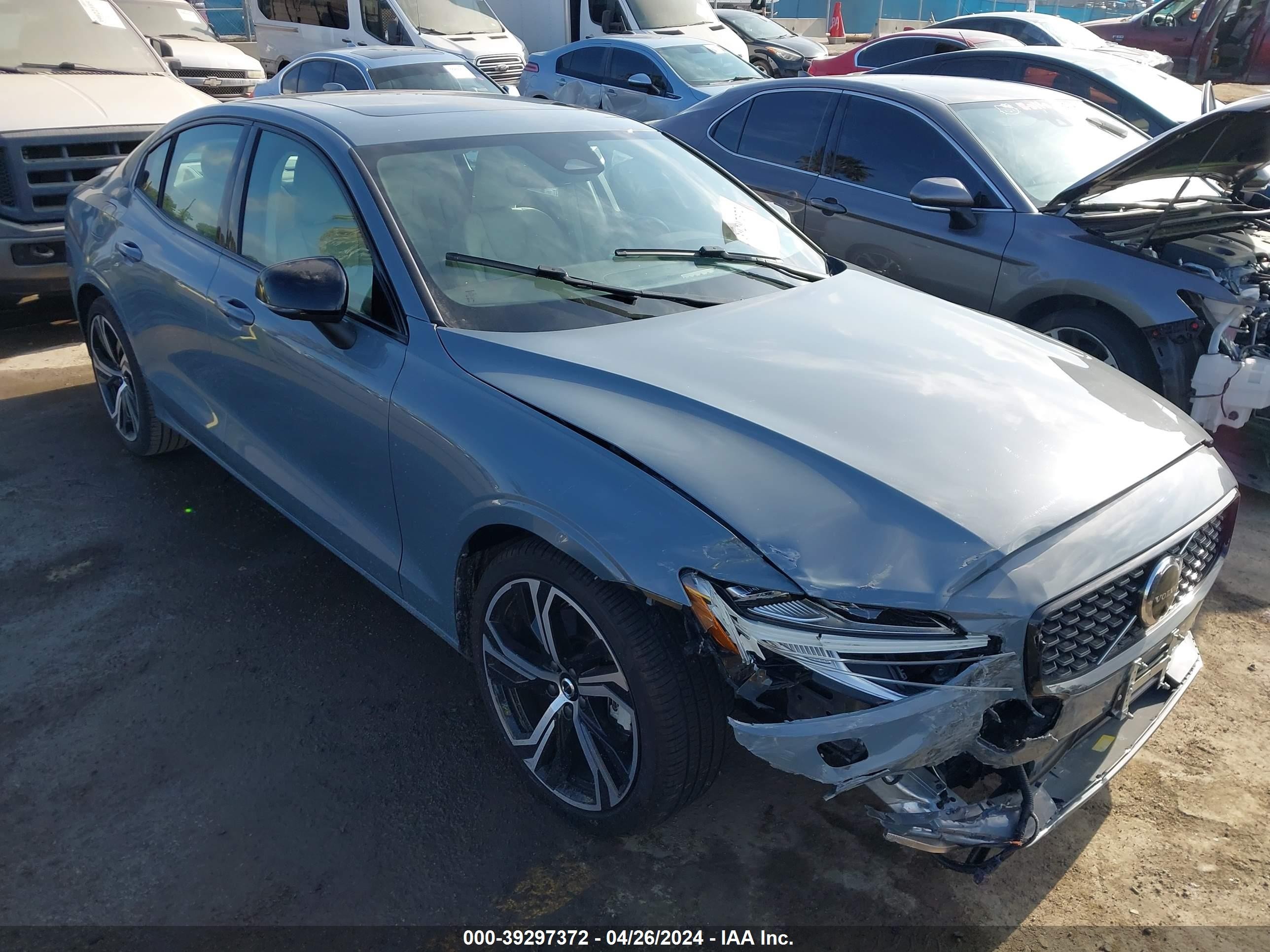 VOLVO S60 2024 7jrl12fl9rg280885