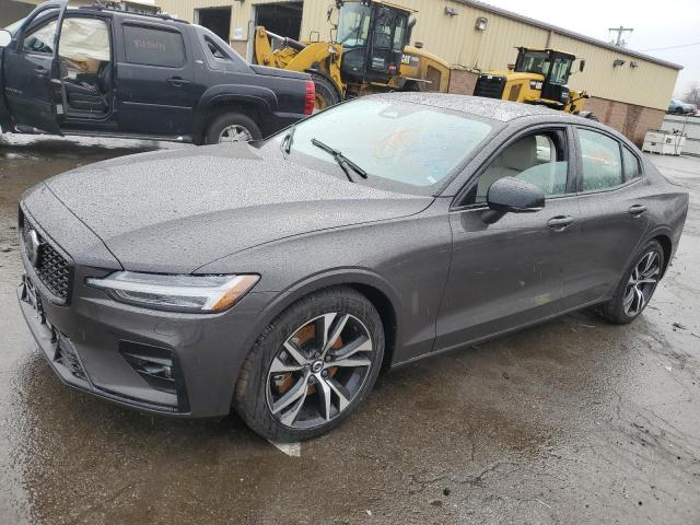 VOLVO S60 2024 7jrl12tl6rg303561