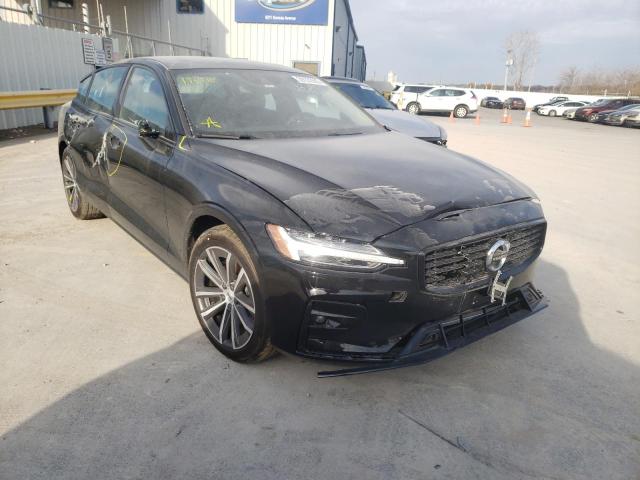 VOLVO S60 B5 MOM 2022 7jrl12tz2ng174278