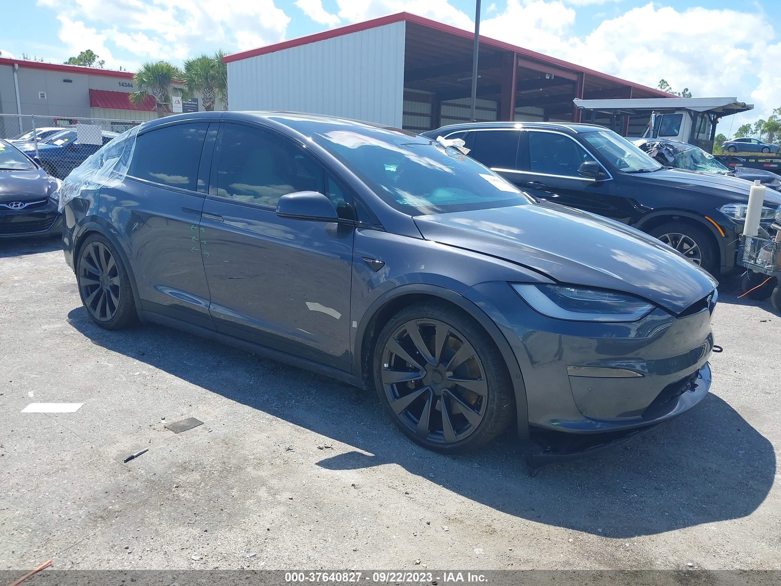 TESLA MODEL X 2023 7saxcbe59pf368441