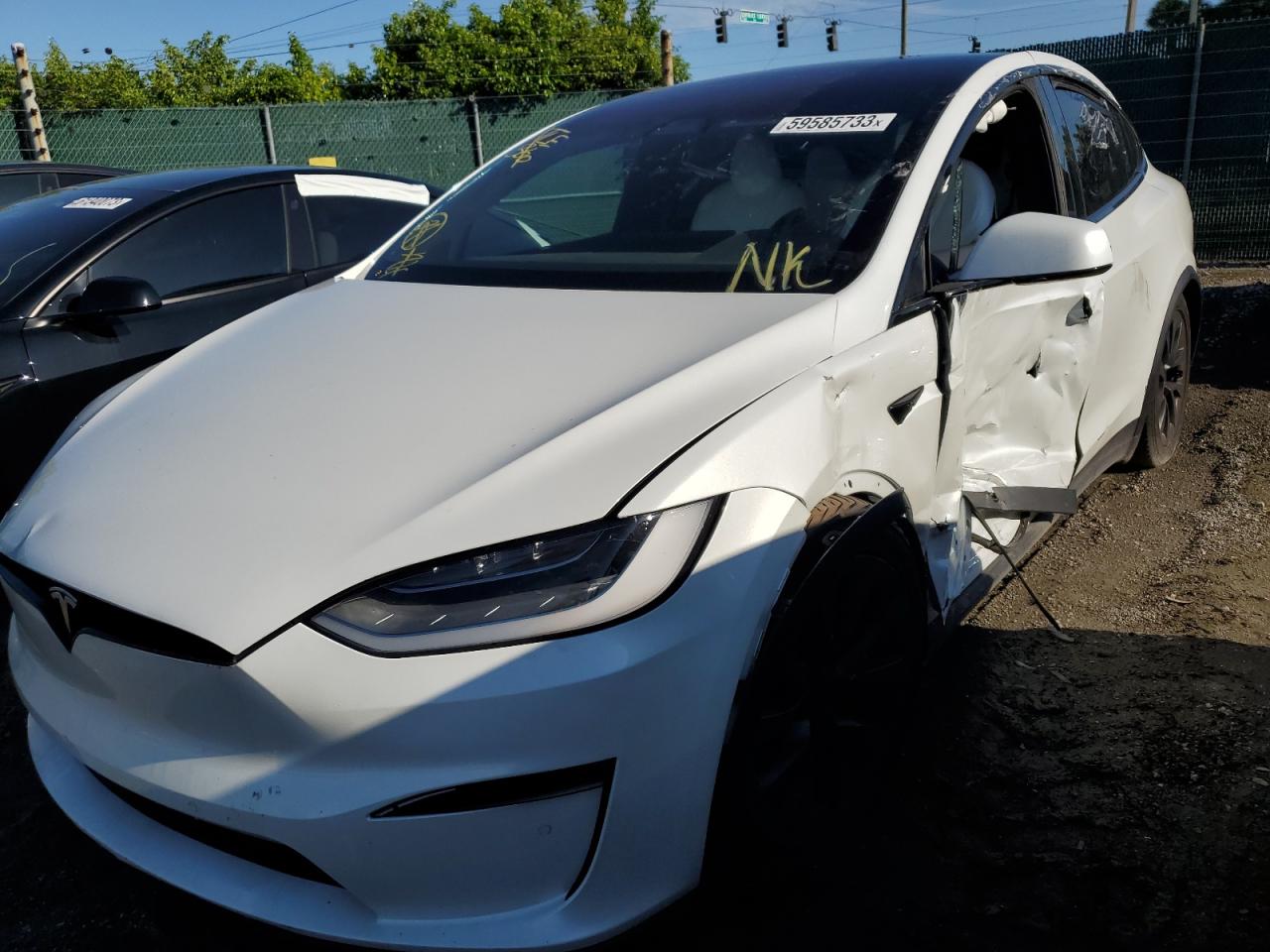 TESLA MODEL X 2022 7saxcde58nf341658