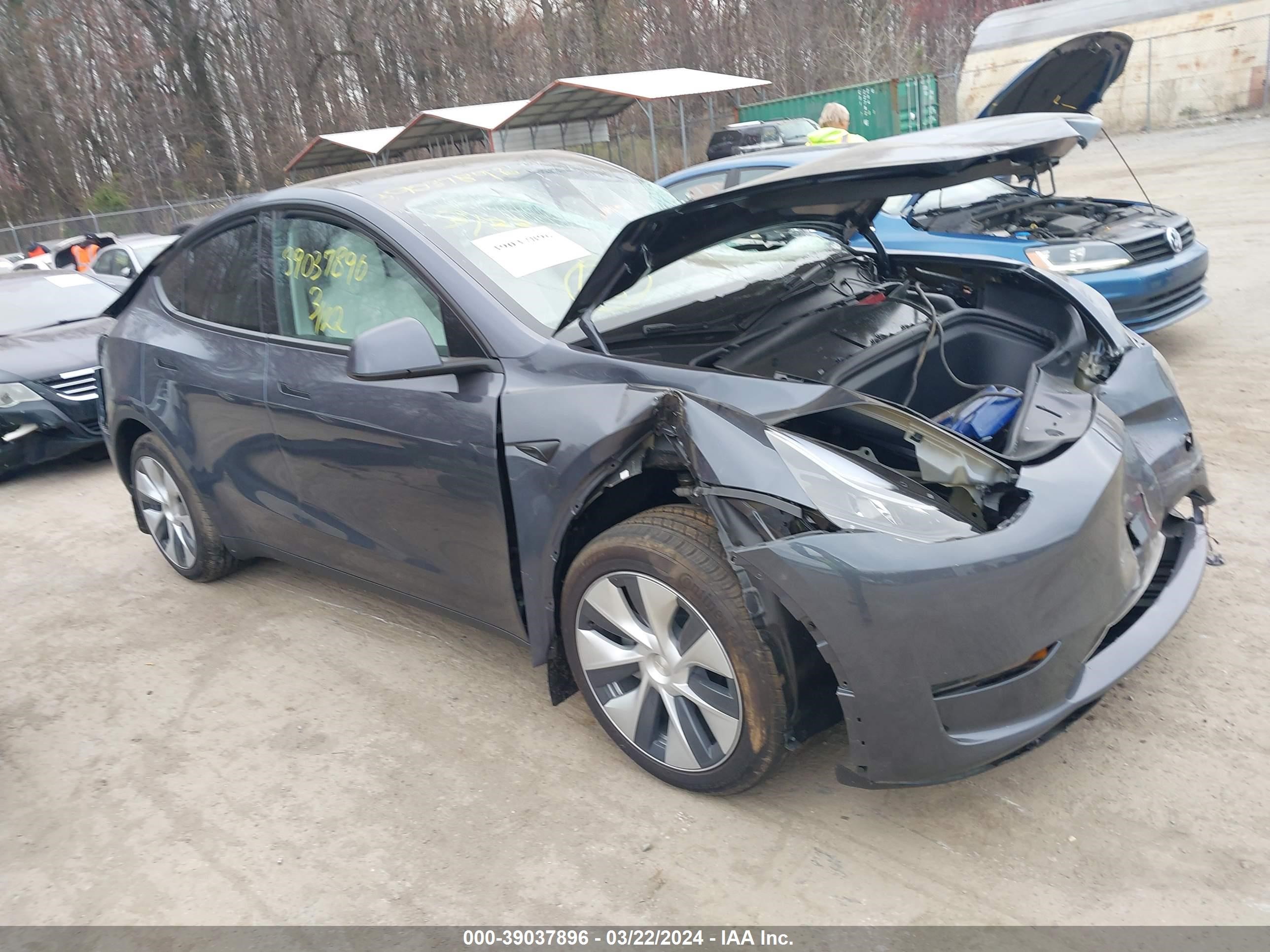 TESLA MODEL Y 2023 7saygaee7pf967518