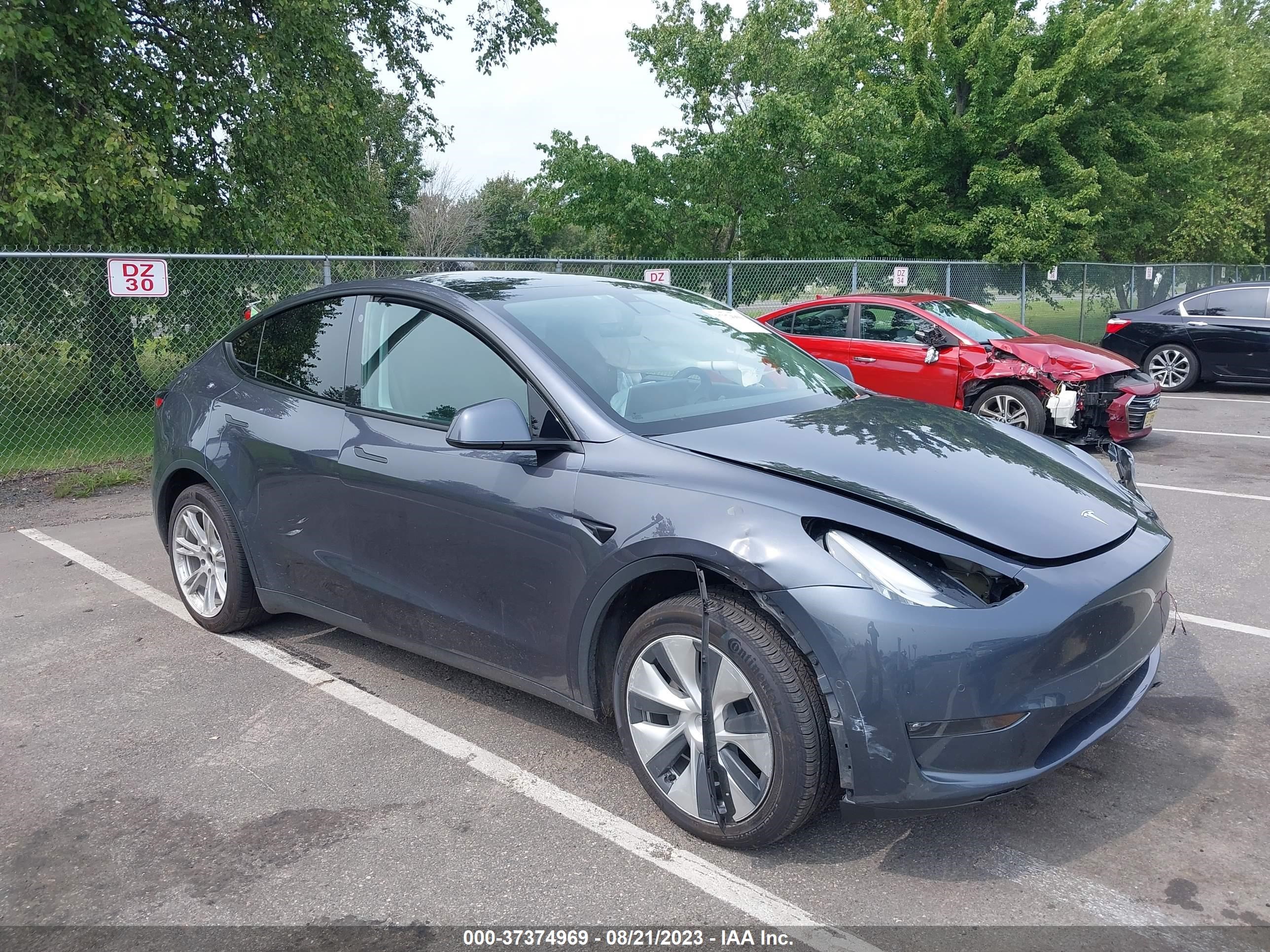 TESLA MODEL Y 2022 7saygaee9nf339313