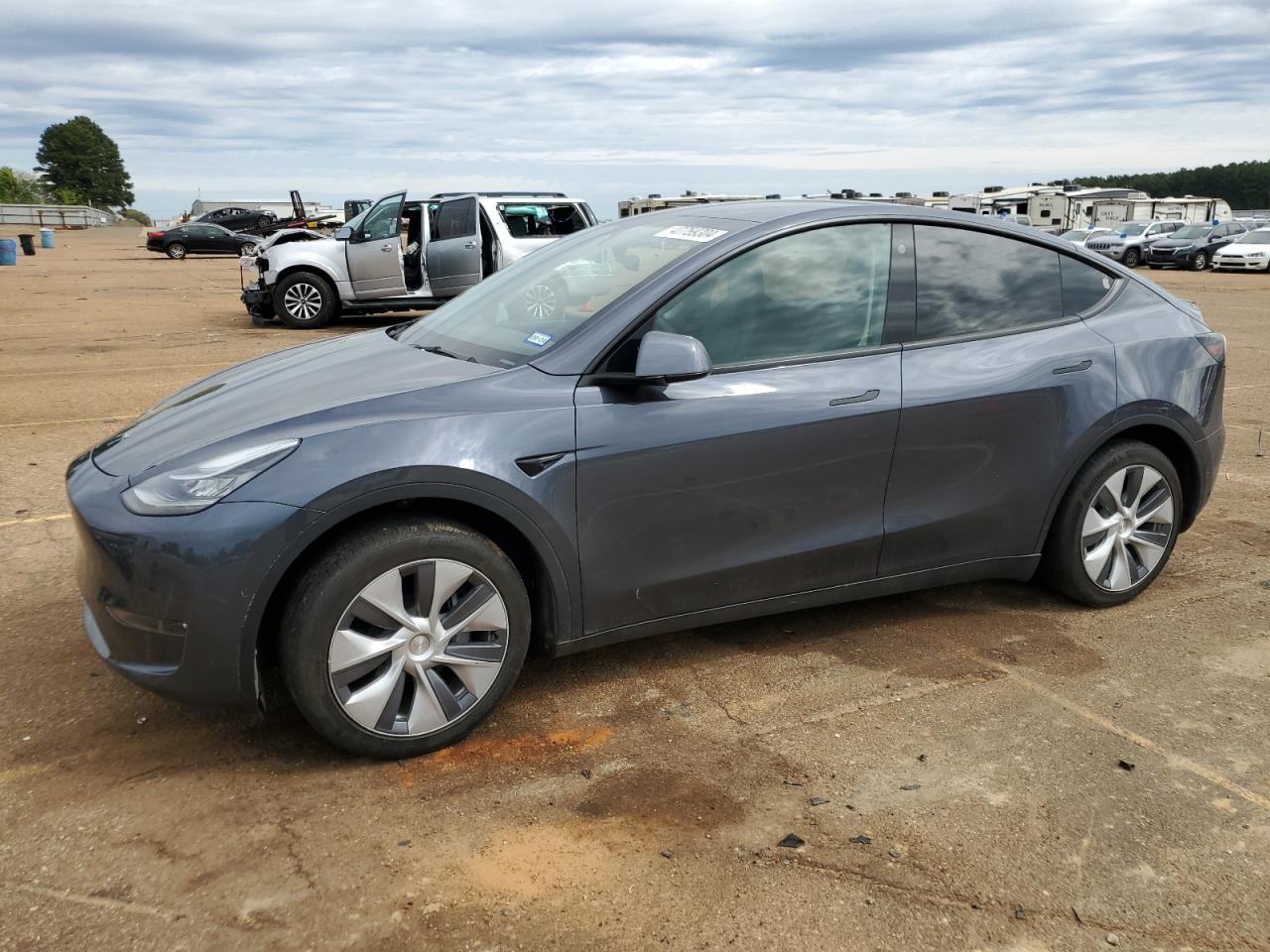 TESLA MODEL Y 2022 7saygdee0na005718