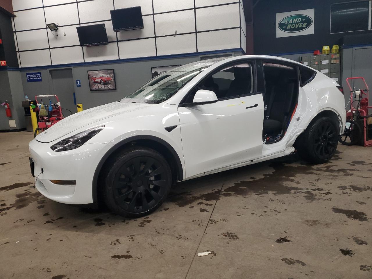 TESLA MODEL Y 2023 7saygdee0pf670530