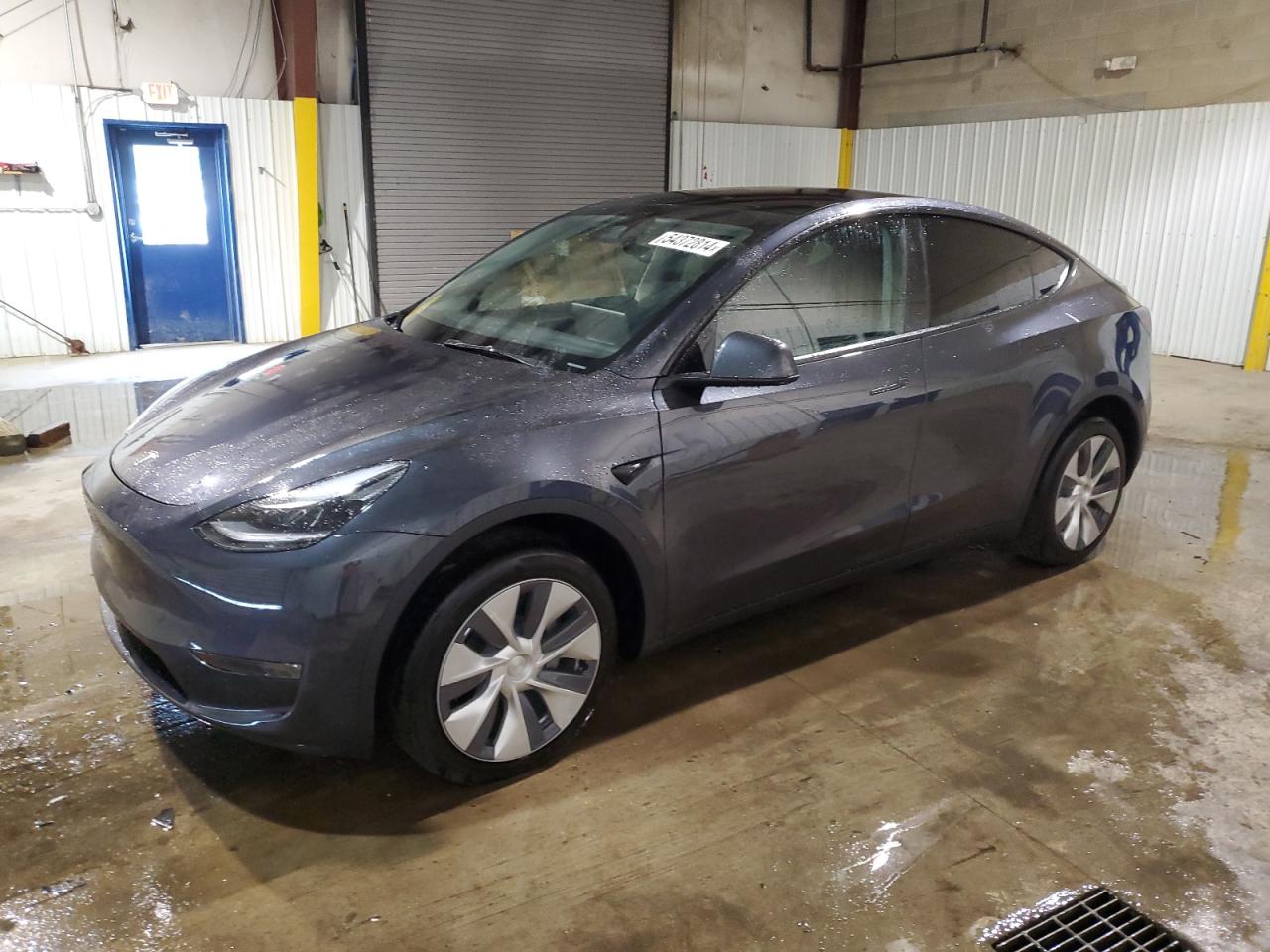 TESLA MODEL Y 2024 7saygdee0ra261301