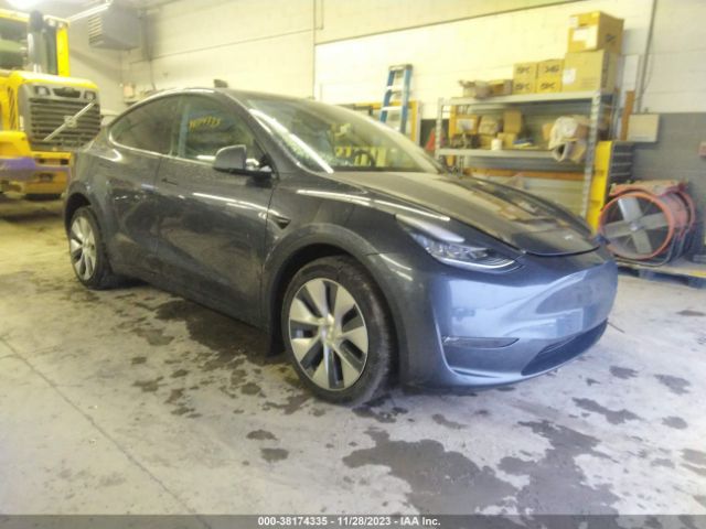 TESLA MODEL Y 2023 7saygdee1pf596258