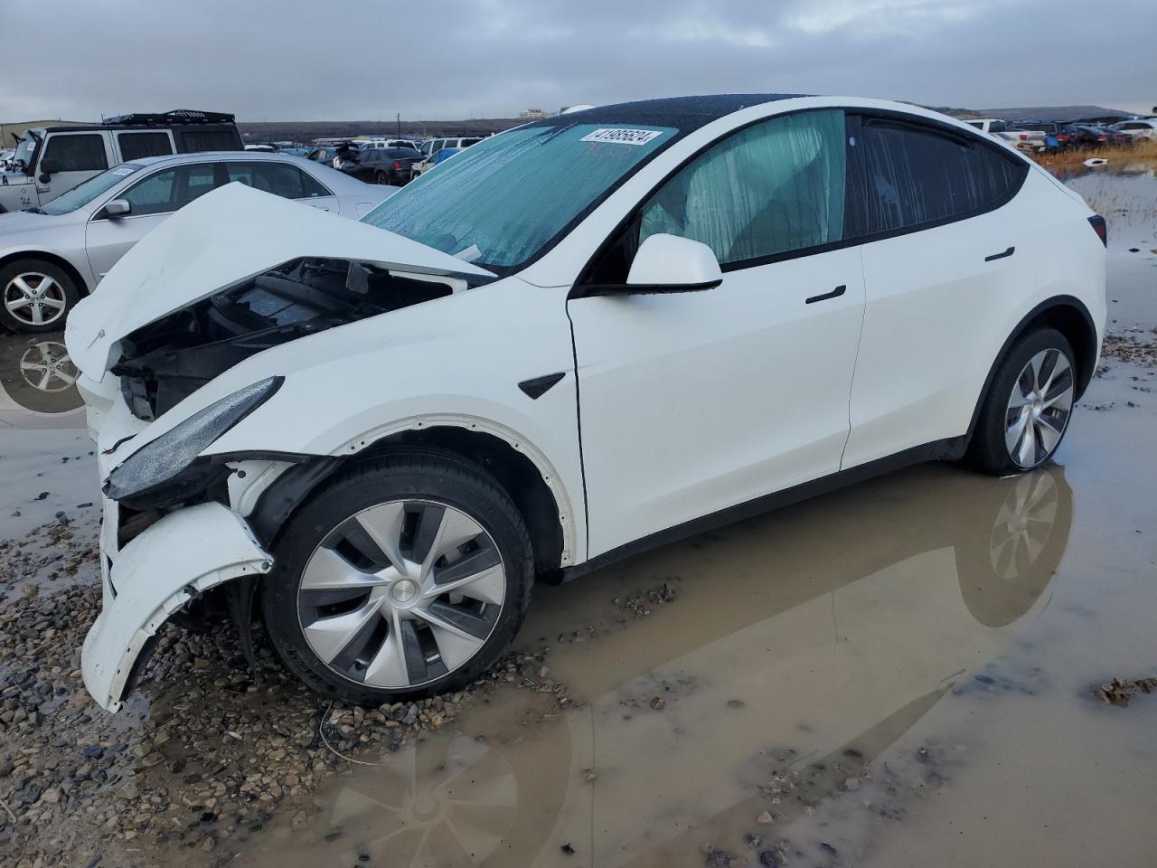 TESLA MODEL Y 2023 7saygdee1pf600356