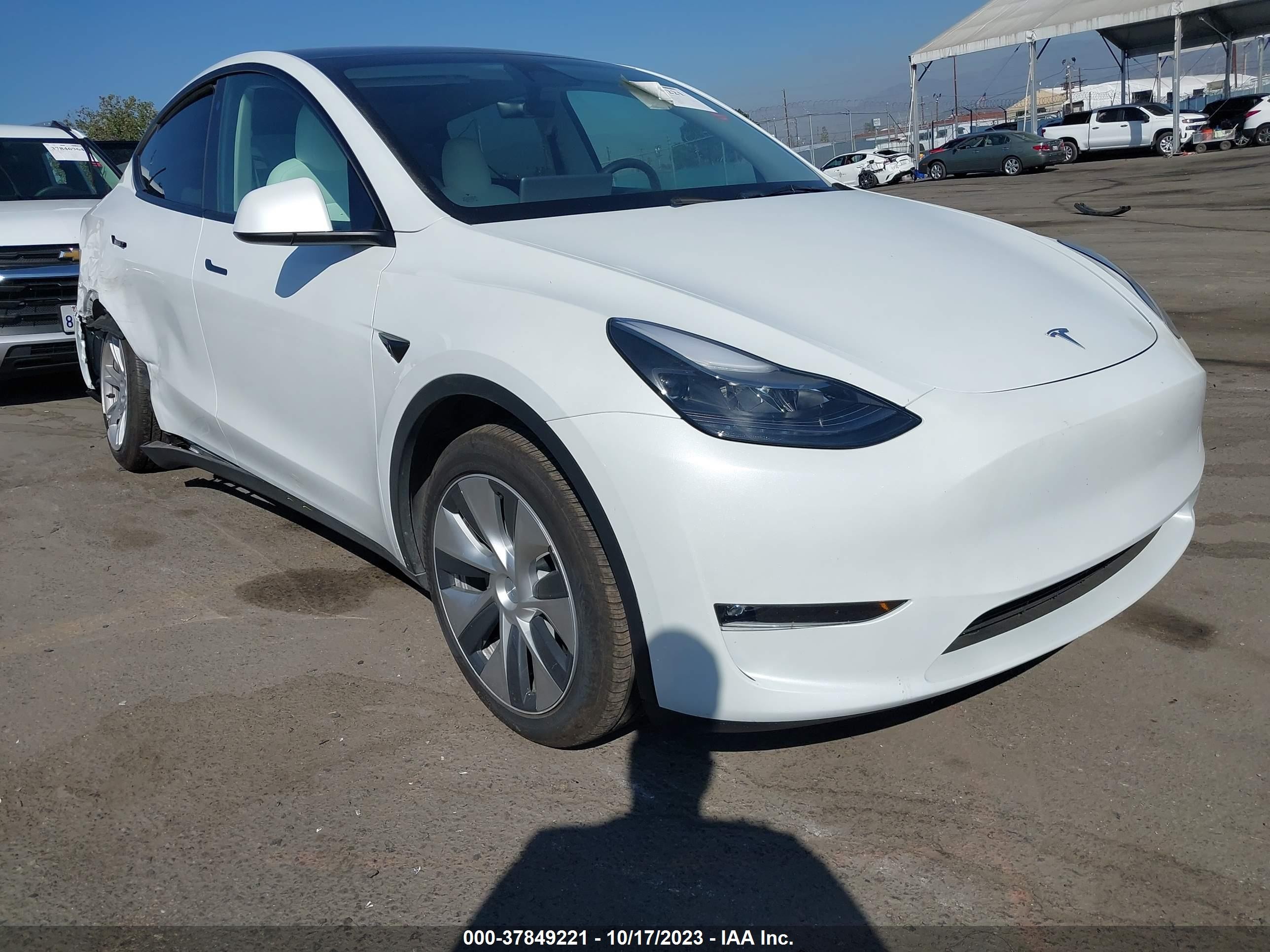 TESLA MODEL Y 2023 7saygdee1pf622552