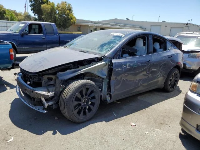 TESLA MODEL Y 2023 7saygdee1pf632367