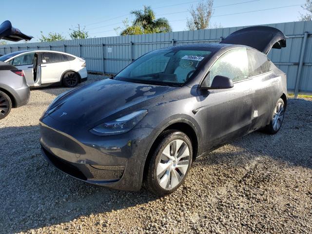 TESLA MODEL Y 2024 7saygdee1ra282917