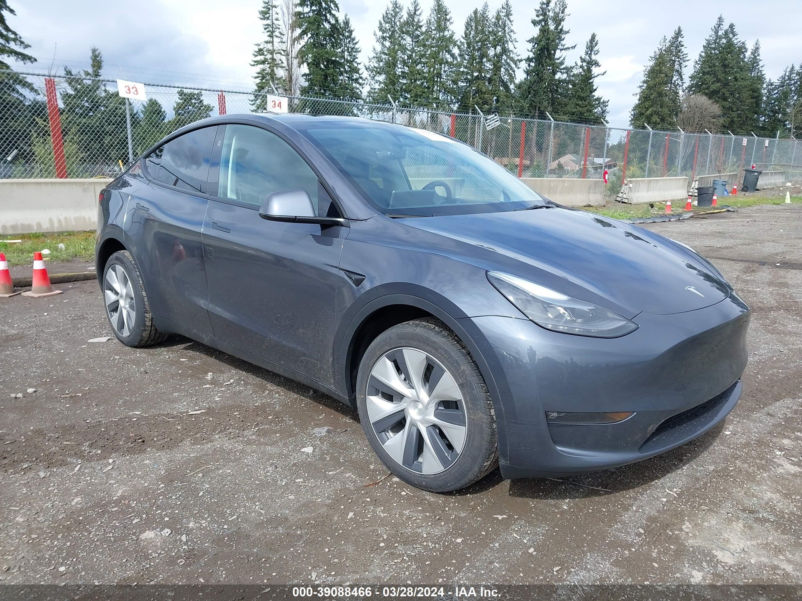 TESLA MODEL Y 2023 7saygdee2pf980484