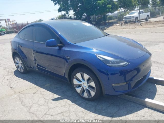 TESLA MODEL Y 2024 7saygdee2rf075603