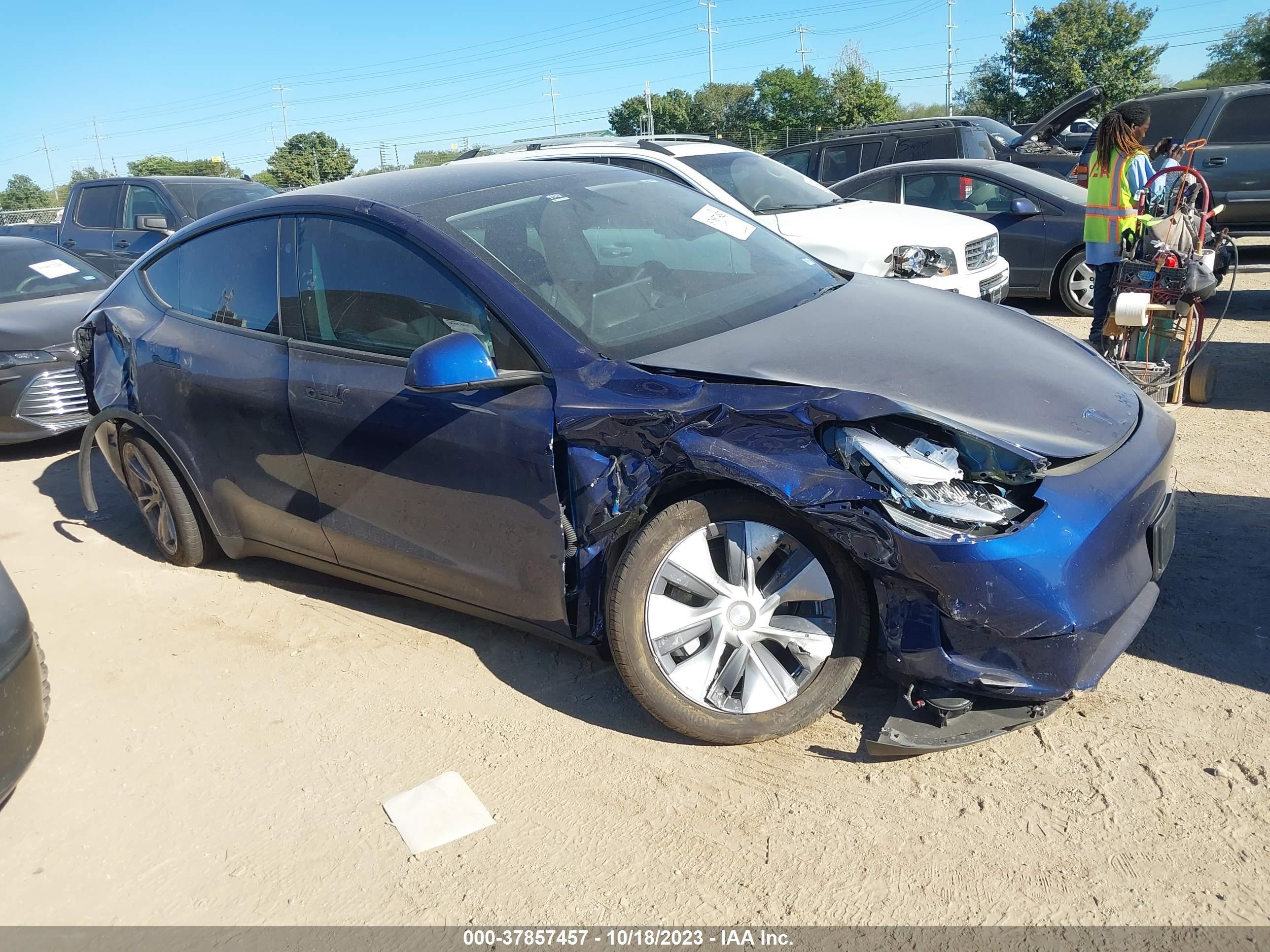 TESLA MODEL Y 2023 7saygdee3pa155289