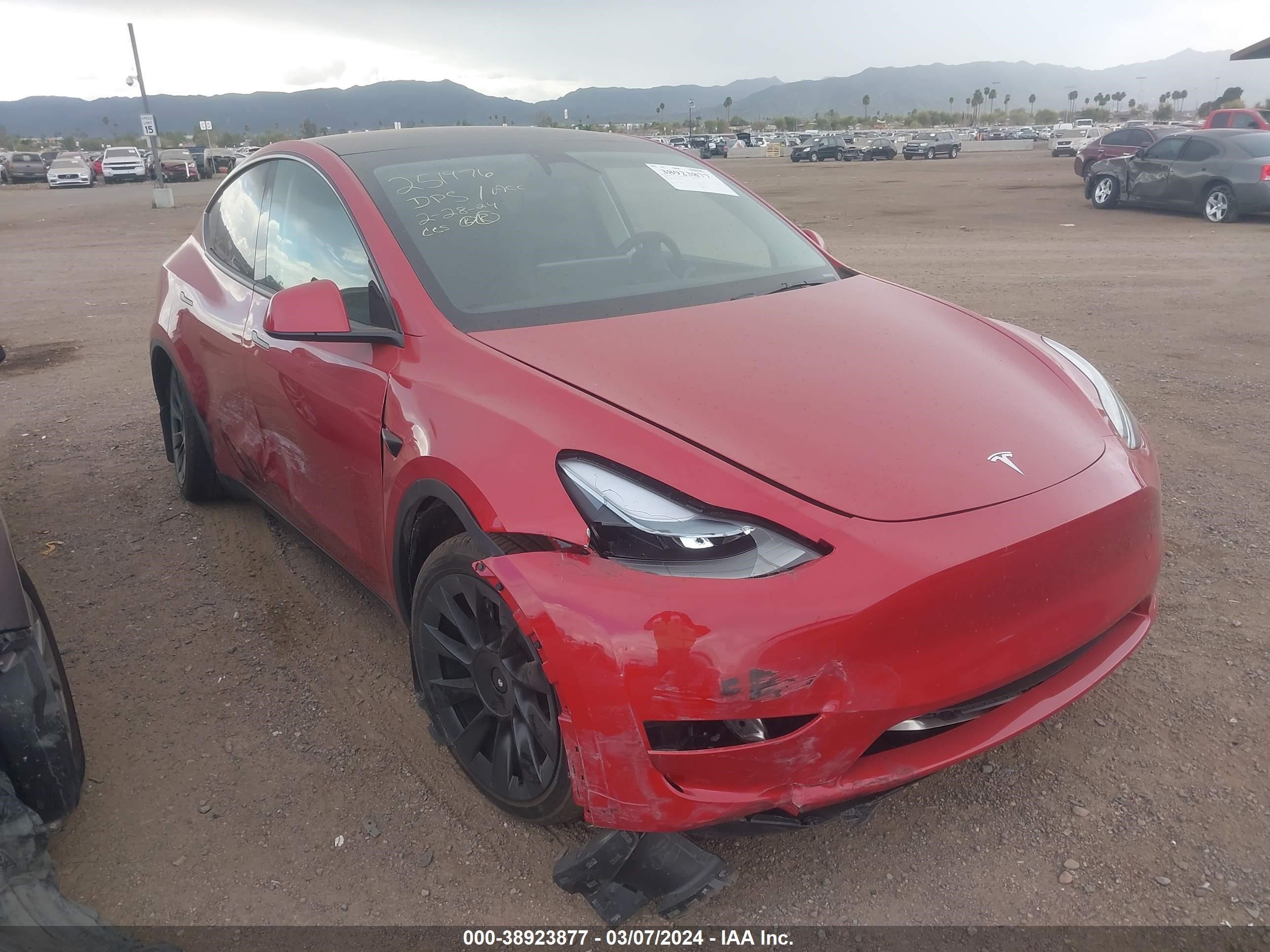 TESLA MODEL Y 2024 7saygdee4ra216541