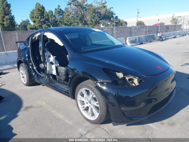 TESLA MODEL Y 2024 7saygdee5rf982457