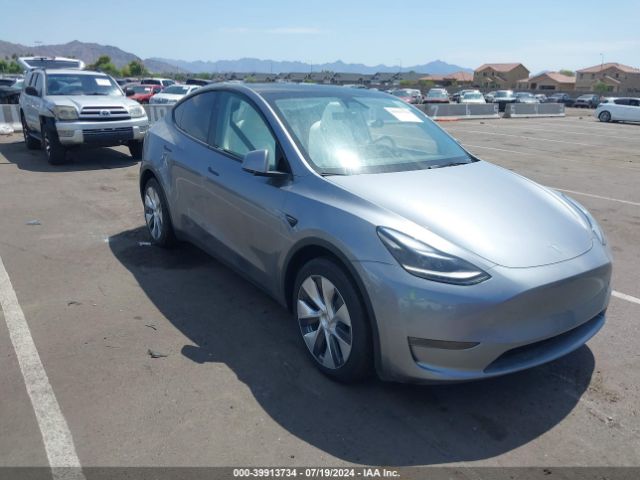 TESLA MODEL Y 2024 7saygdee6ra290270