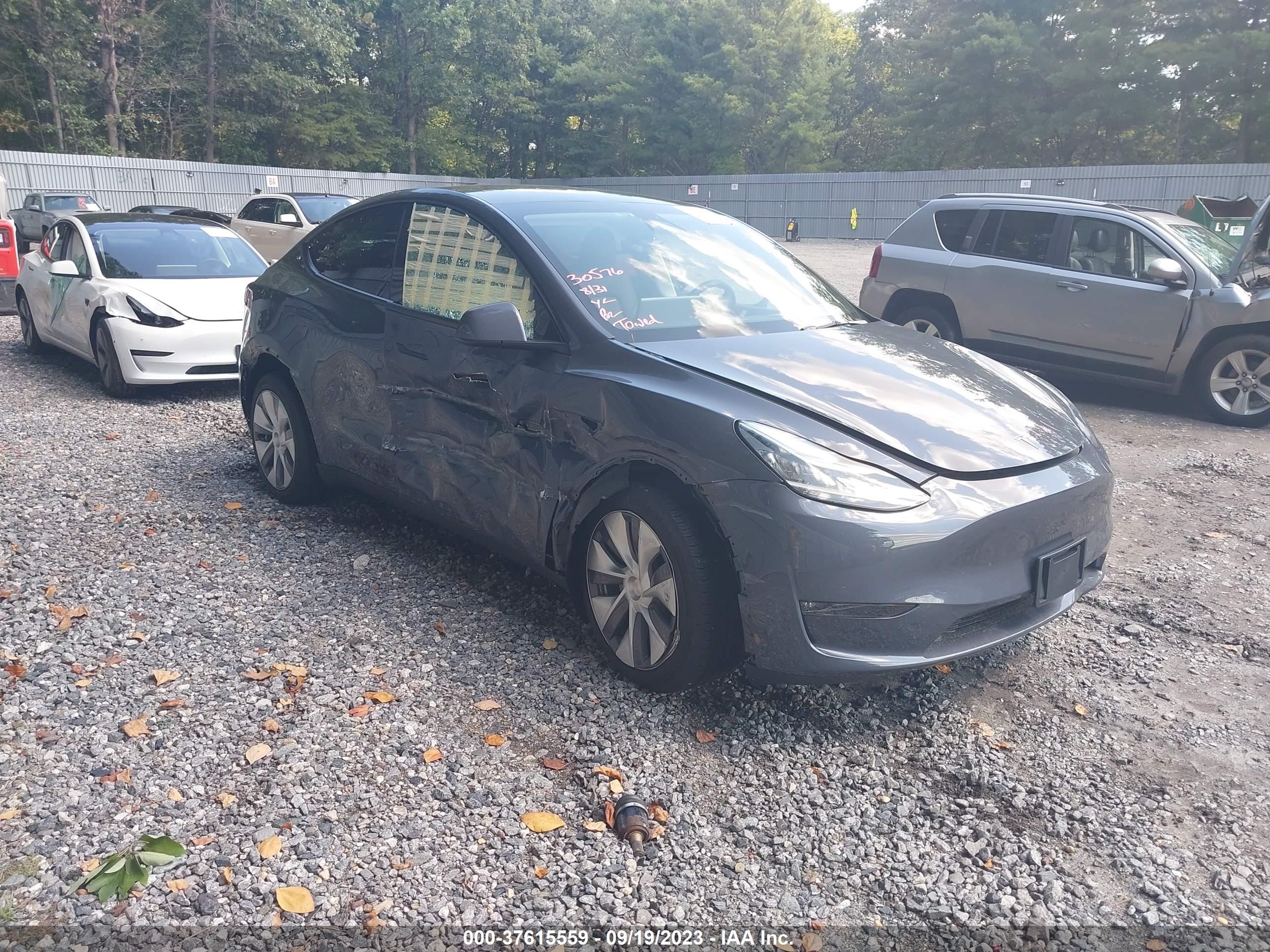 TESLA MODEL Y 2023 7saygdee7pa120450