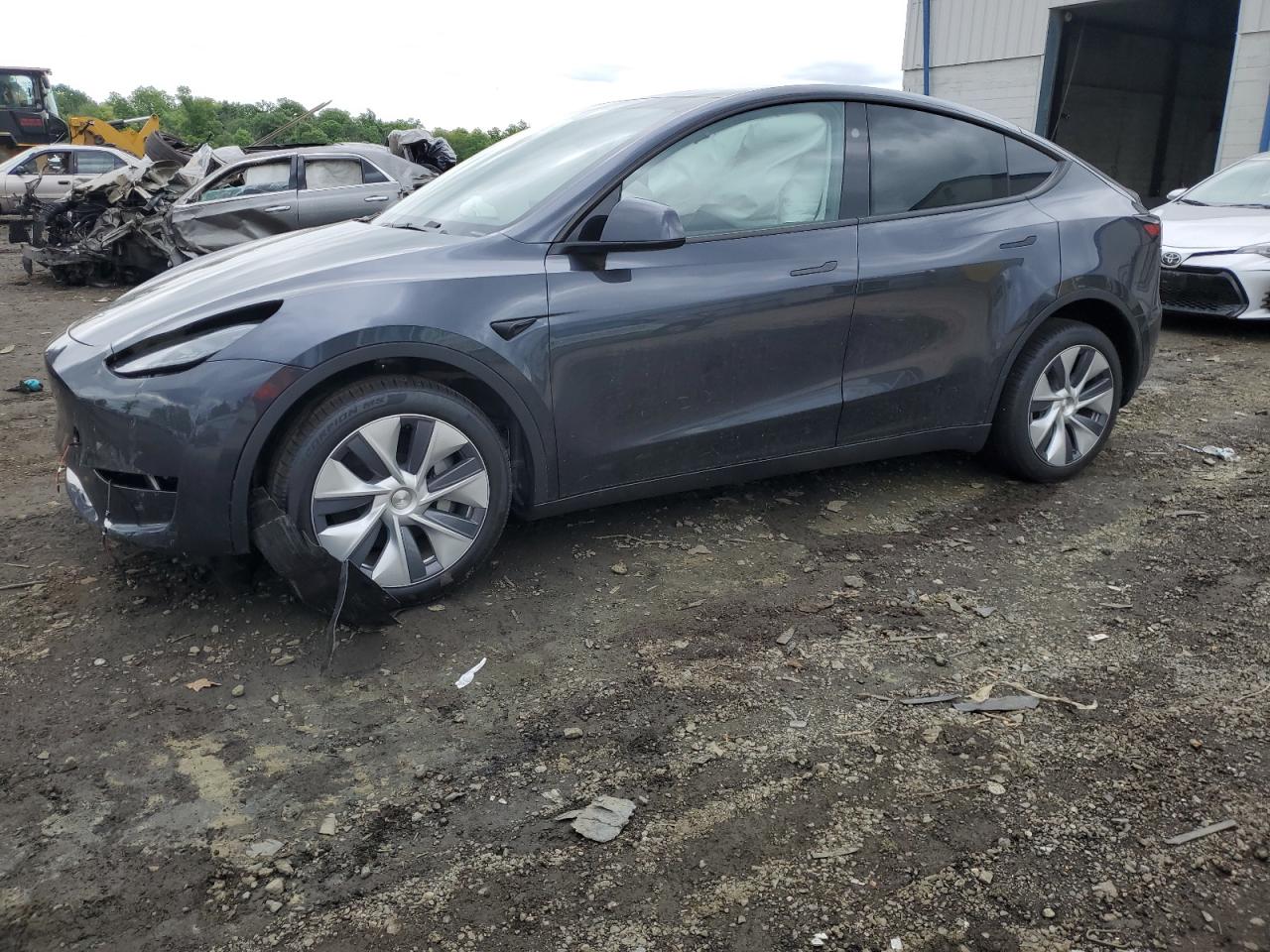 TESLA MODEL Y 2024 7saygdee7ra244401