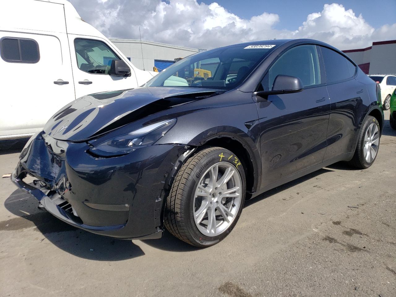 TESLA MODEL Y 2024 7saygdee7rf031564