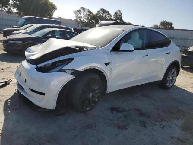 TESLA MODEL Y 2023 7saygdee8pf869910