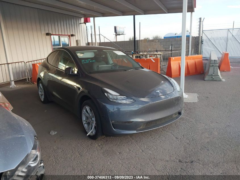 TESLA MODEL Y 2022 7saygdee9na015566