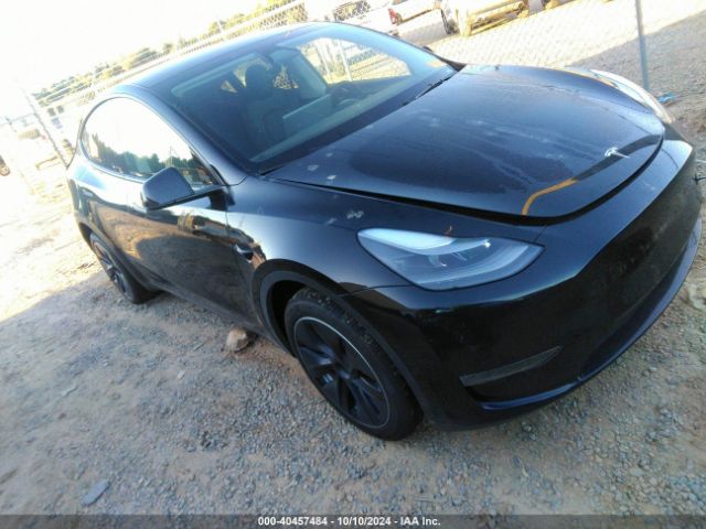 TESLA MODEL Y 2024 7saygdee9ra240138