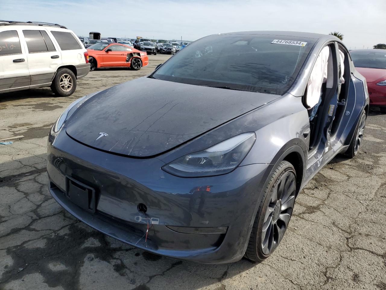 TESLA MODEL Y 2023 7saygdef1pf838538