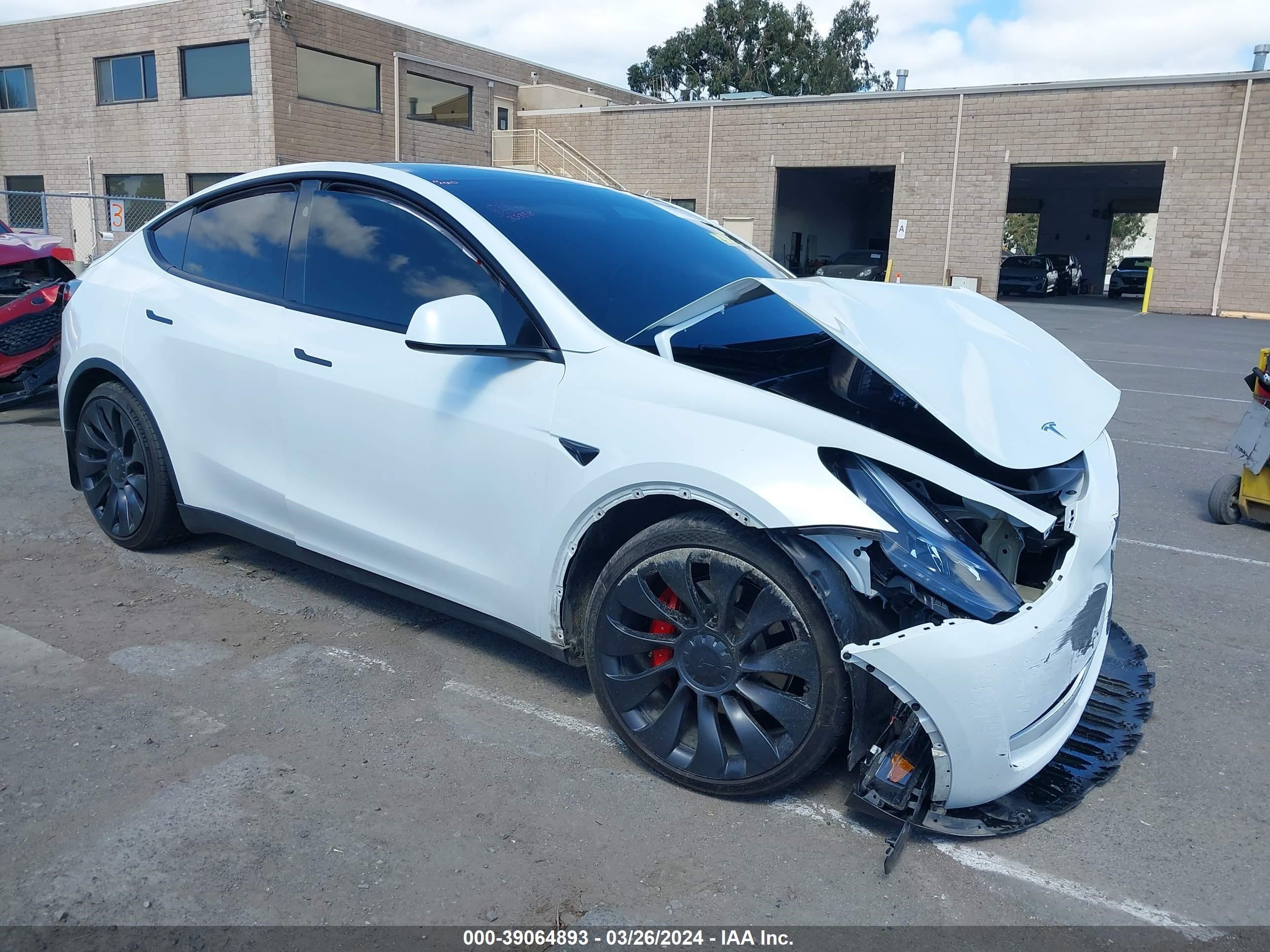 TESLA MODEL Y 2023 7saygdef2pf925395