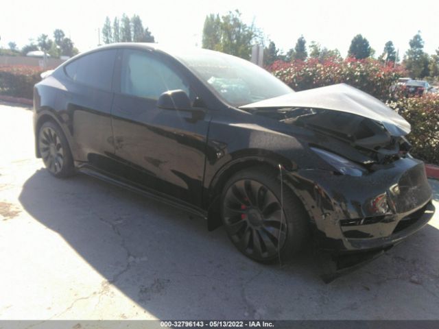 TESLA MODEL Y 2022 7saygdef4nf324387