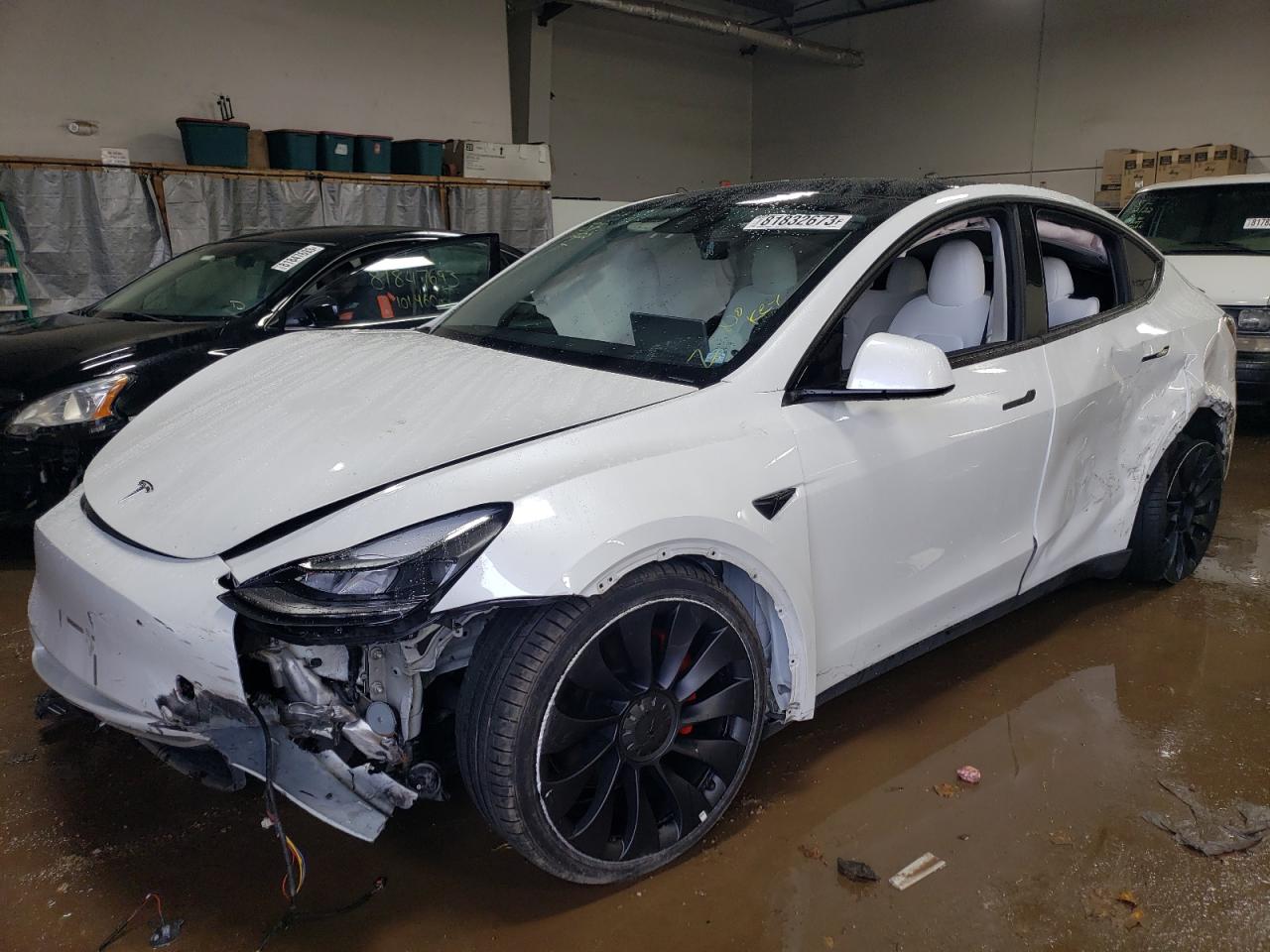 TESLA MODEL Y 2022 7saygdef4nf499156