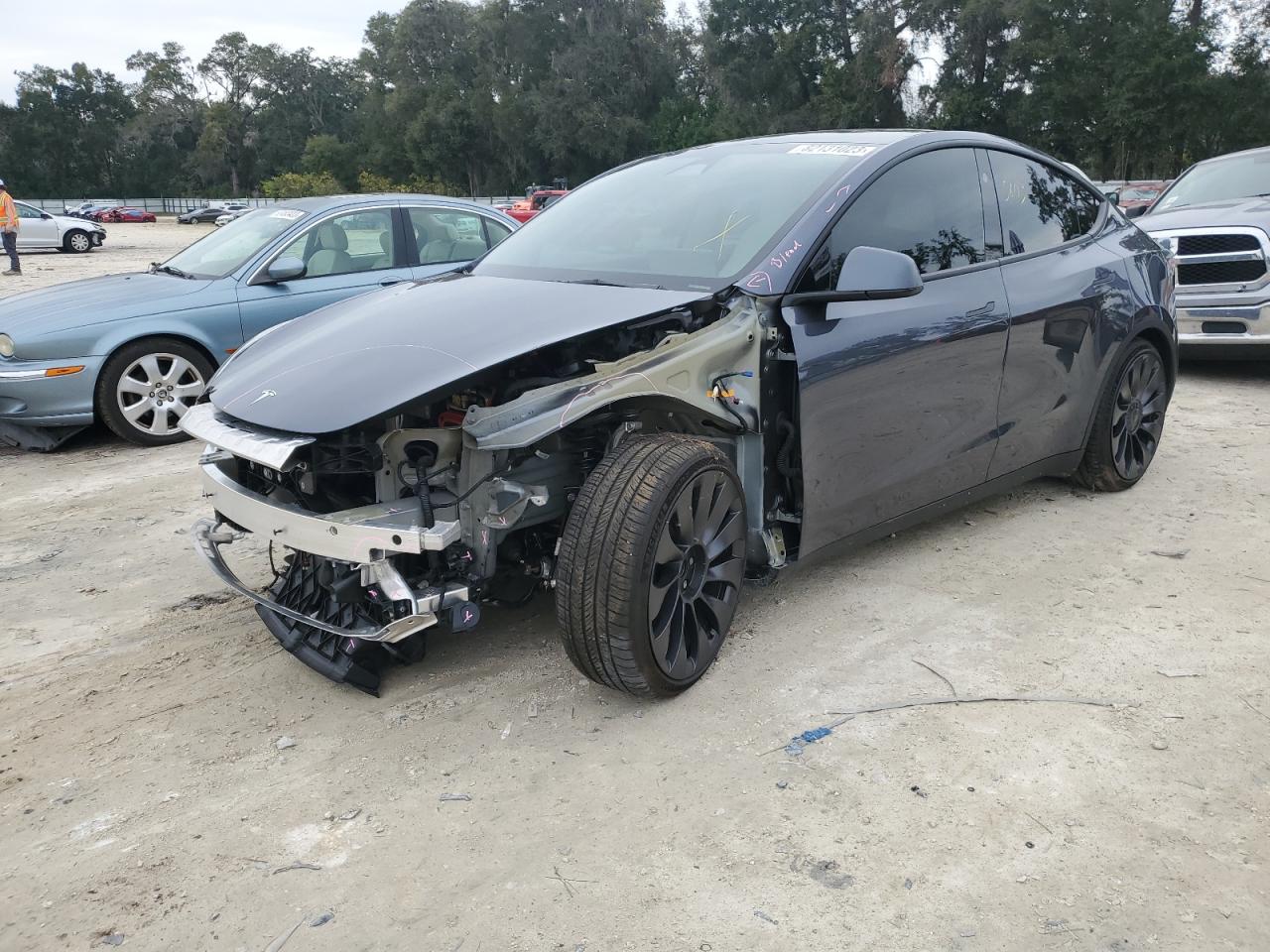 TESLA MODEL Y 2023 7saygdef4pf863840