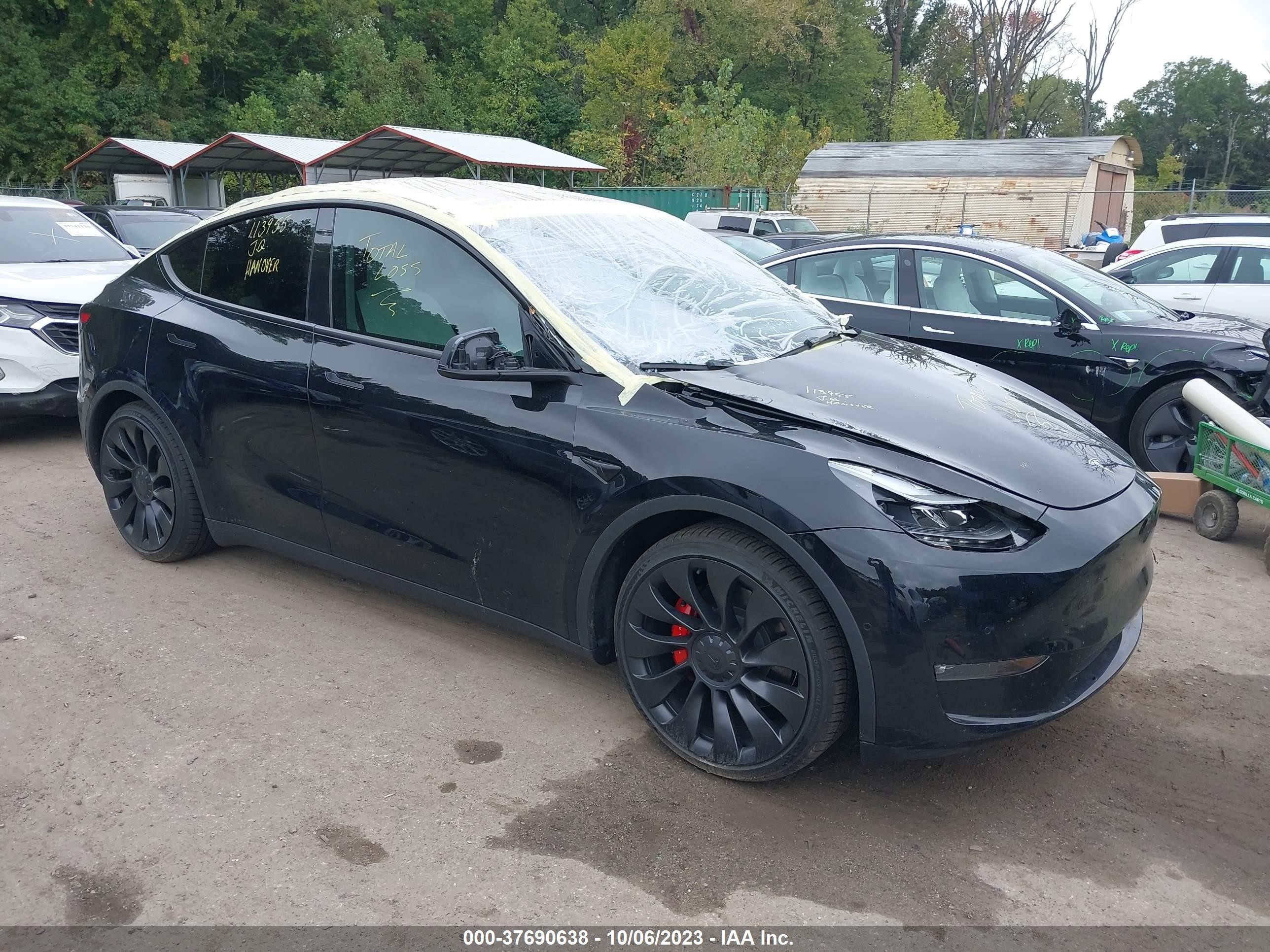 TESLA MODEL Y 2022 7saygdef6nf548454