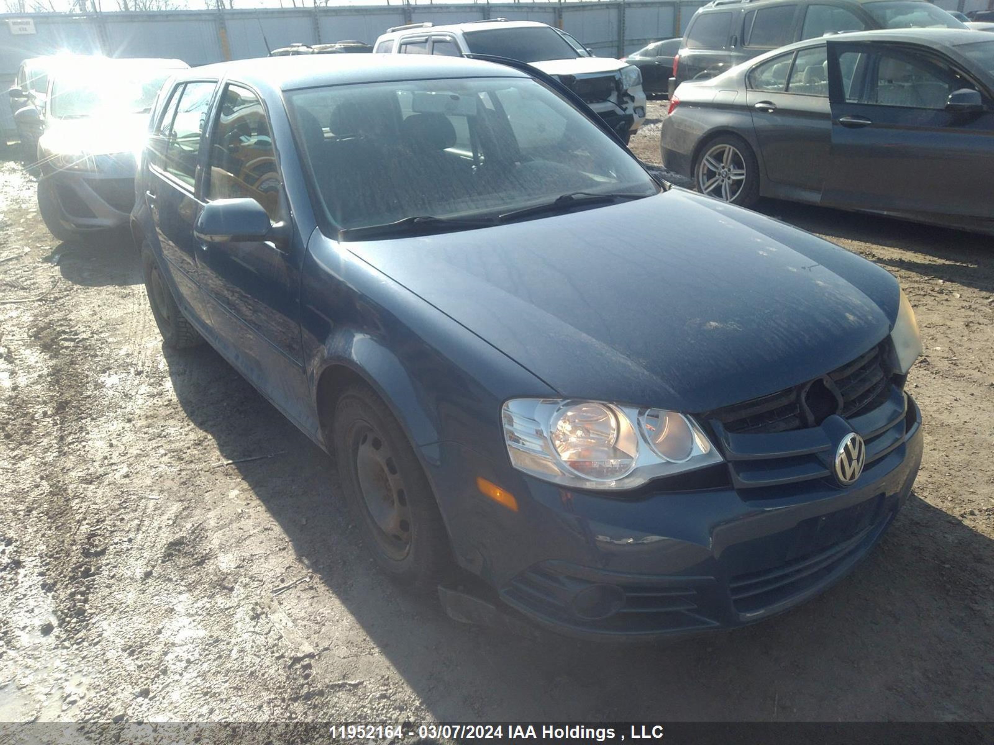 VOLKSWAGEN NULL 2010 9bwel4bexa4002013