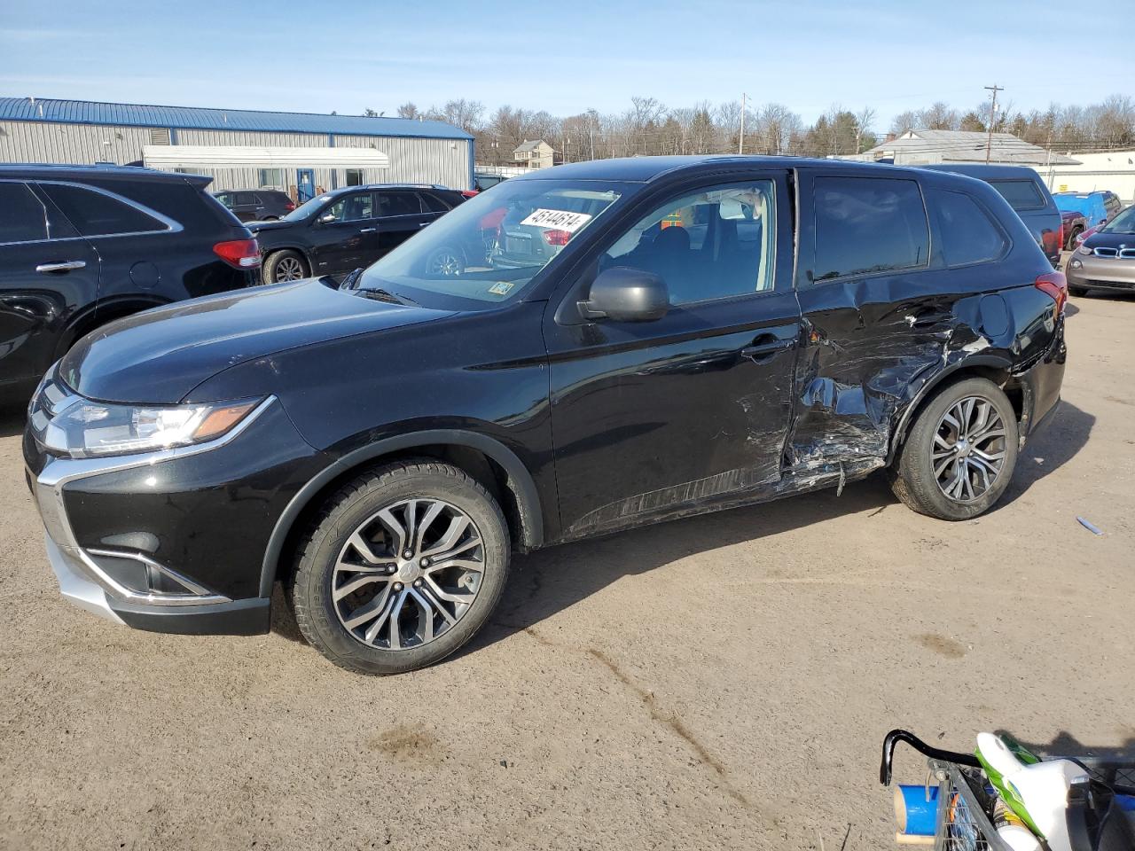 MITSUBISHI OUTLANDER 2017 ja4ad2a35hz052626