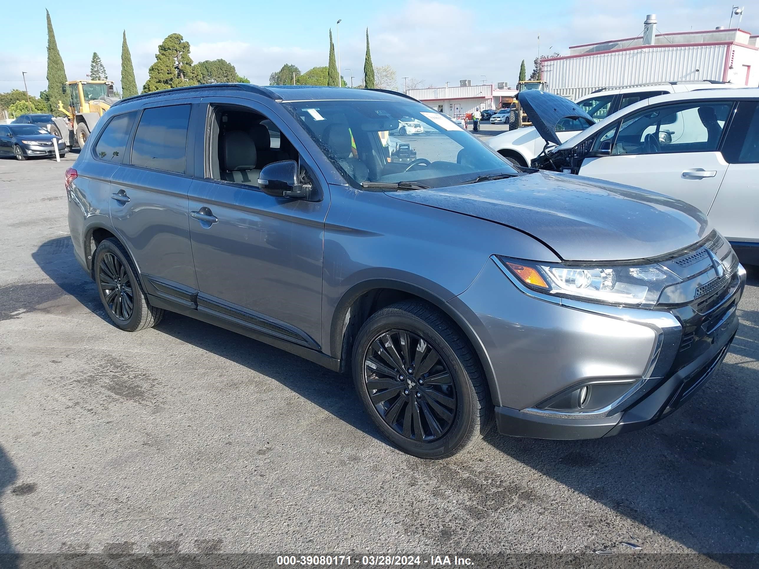 MITSUBISHI OUTLANDER 2020 ja4ad3a32lz035345