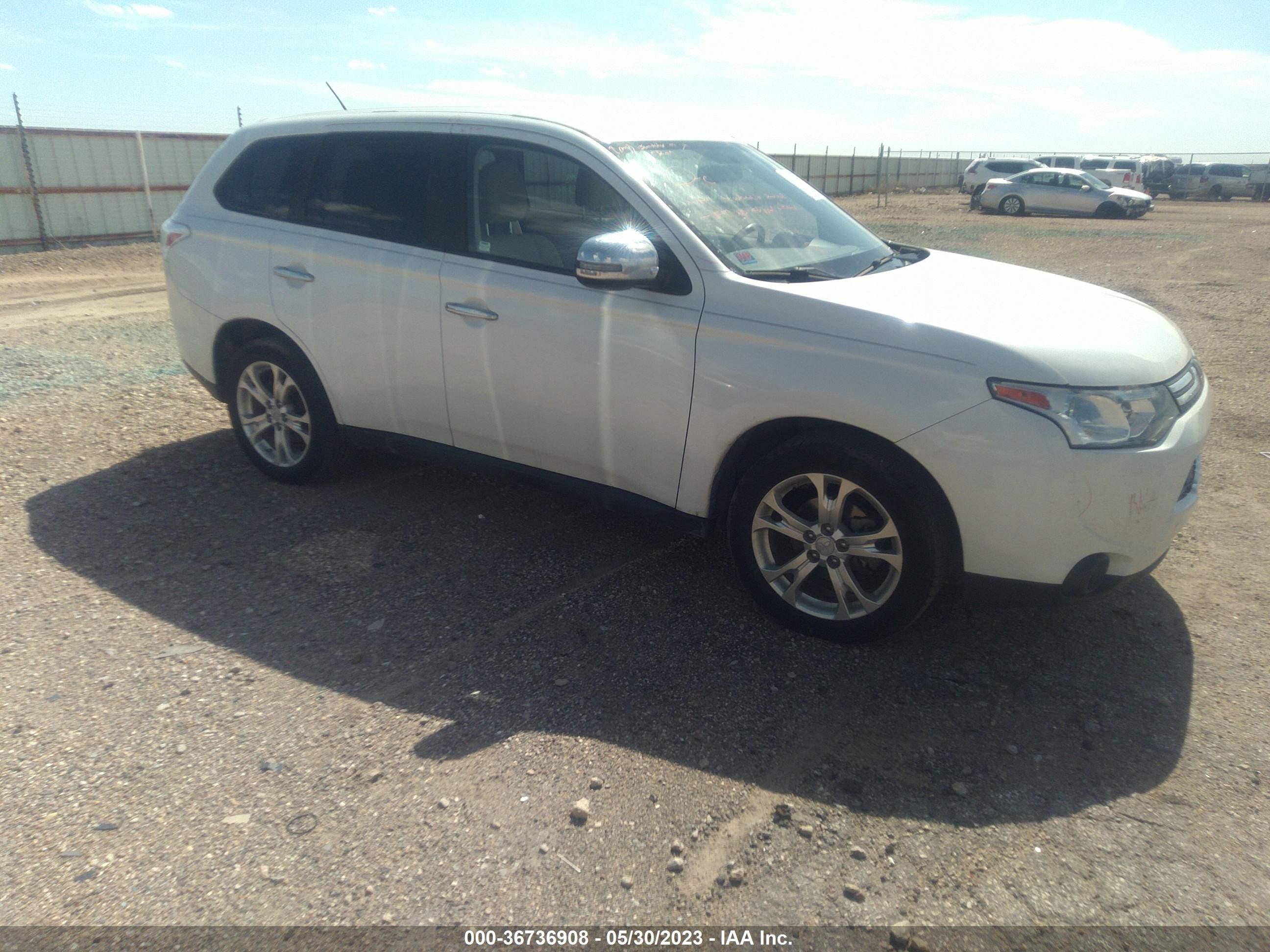 MITSUBISHI OUTLANDER 2014 ja4ad3a38ez017175