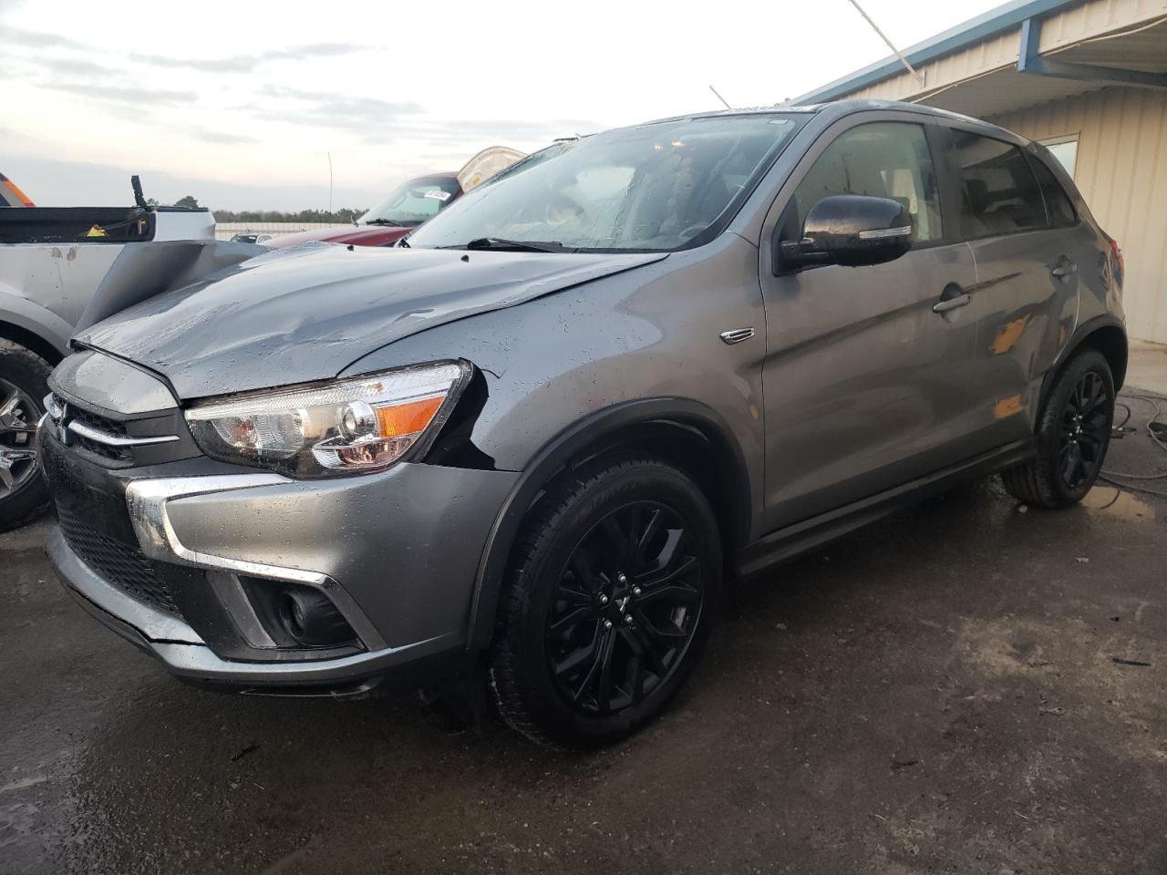 MITSUBISHI OUTLANDER 2018 ja4ap3au2ju014182