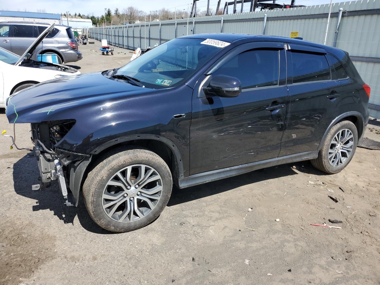 MITSUBISHI OUTLANDER 2018 ja4ap3au4ju016595