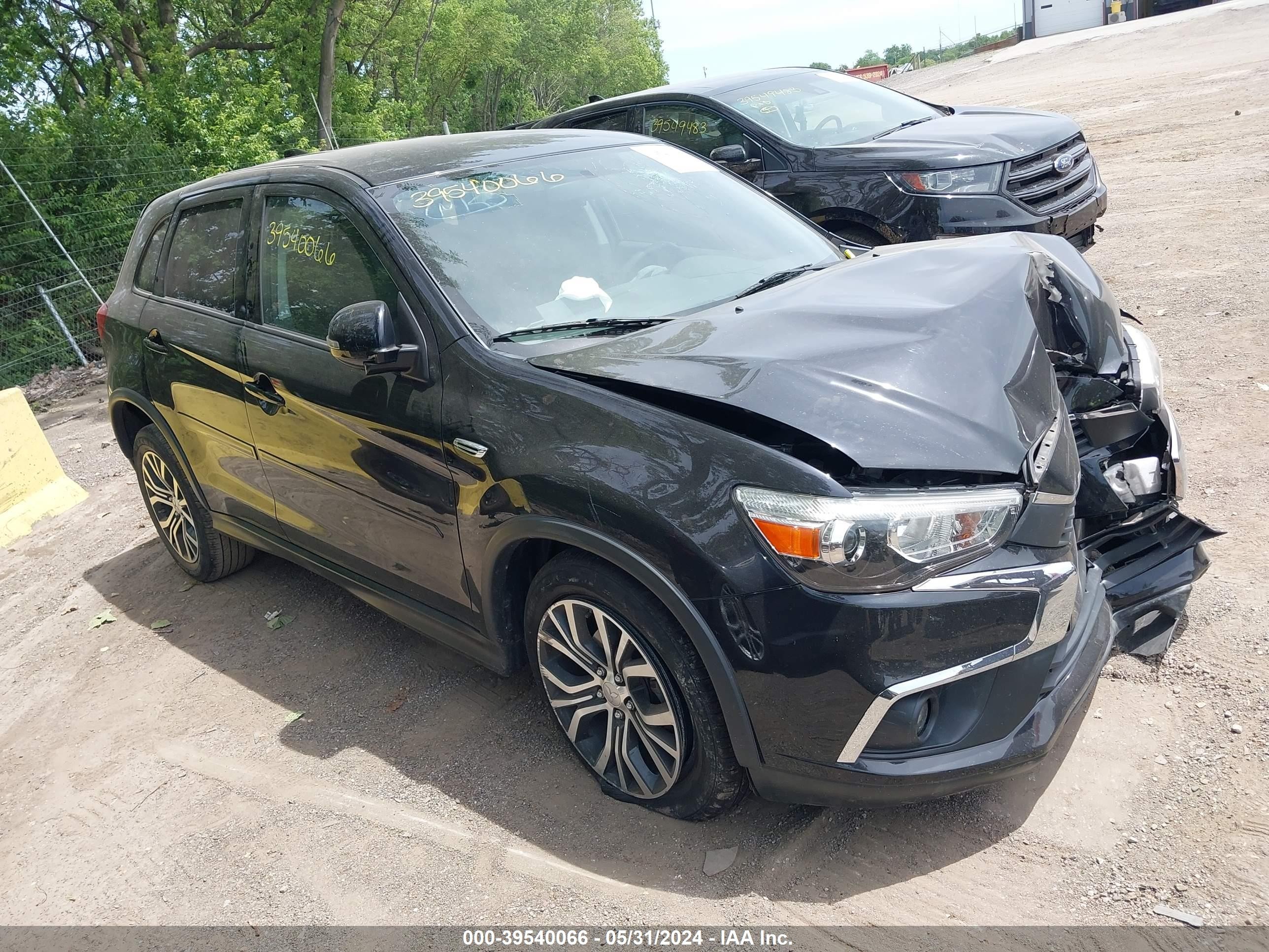 MITSUBISHI OUTLANDER 2017 ja4ap3au8hz004804