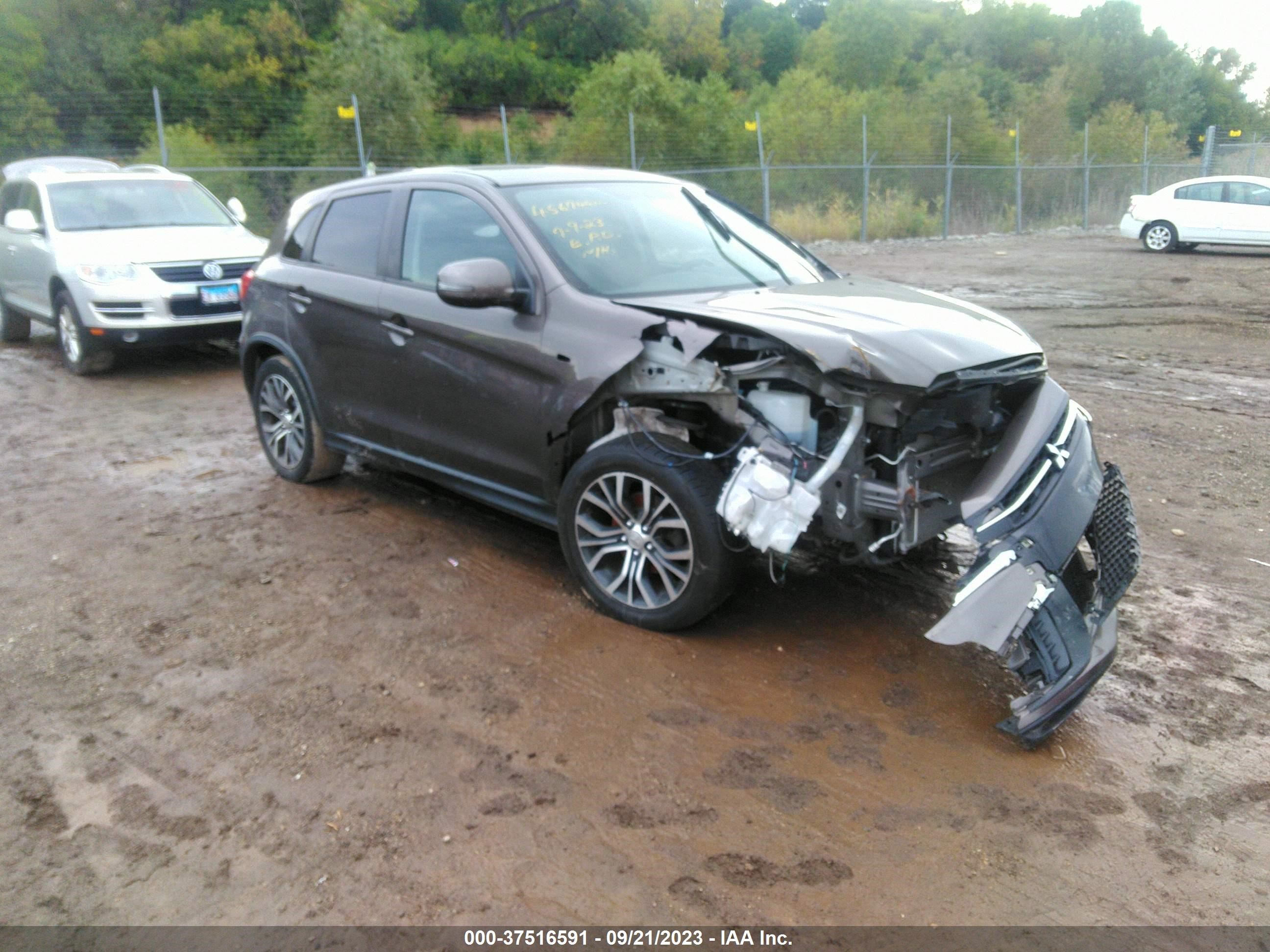 MITSUBISHI OUTLANDER 2019 ja4ap3auxku006672