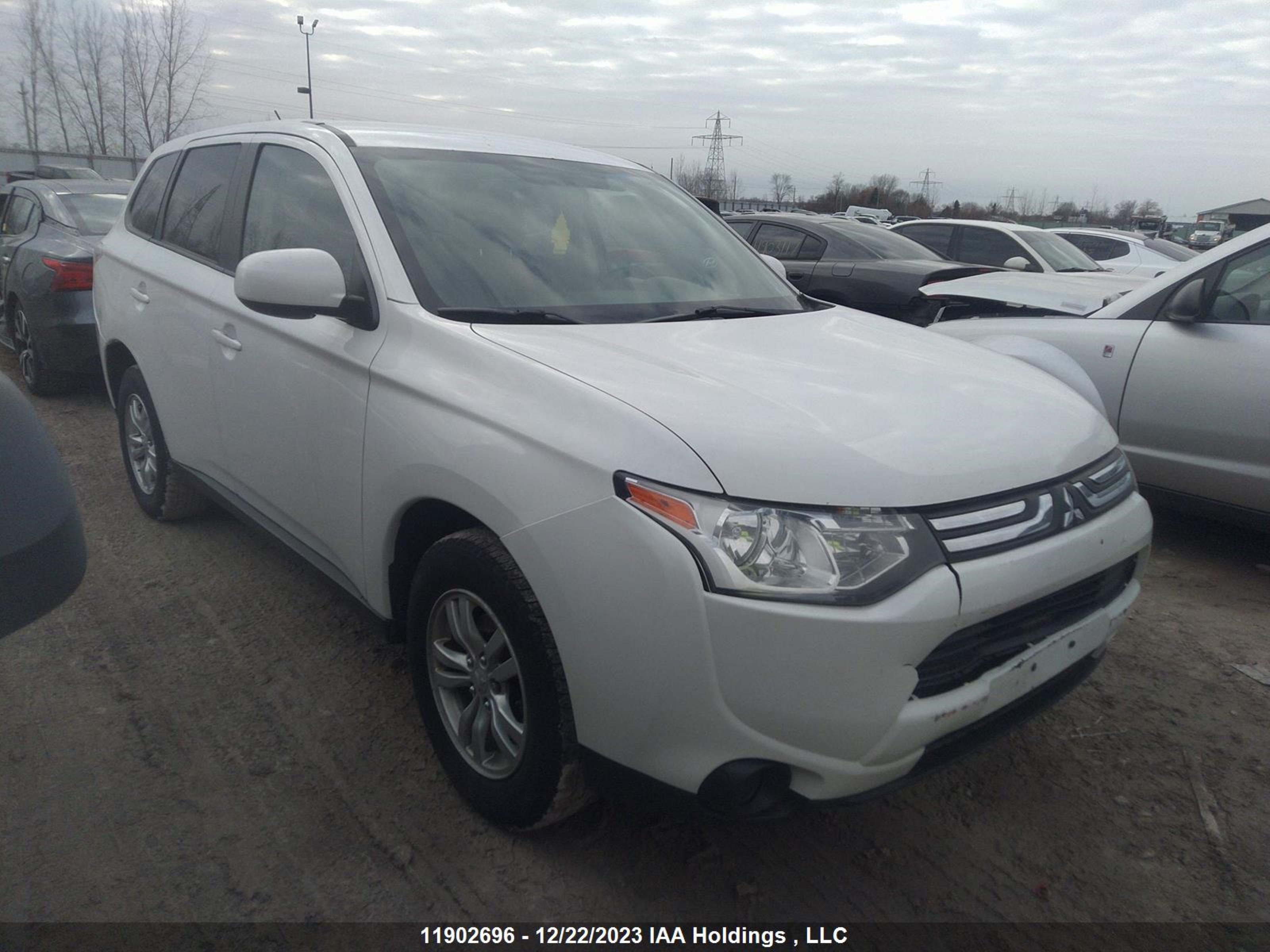 MITSUBISHI OUTLANDER 2014 ja4az2a35ez601903