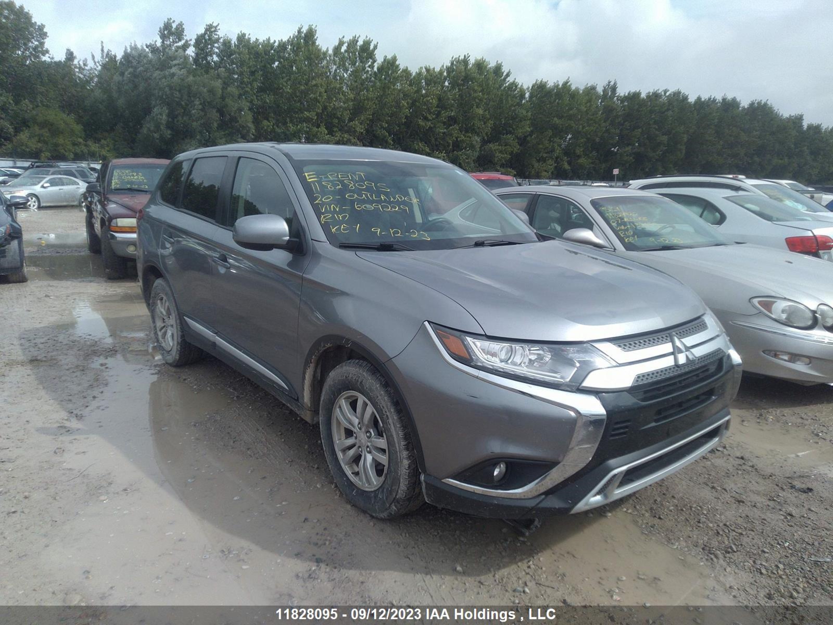 MITSUBISHI OUTLANDER 2020 ja4az2a36lz609229