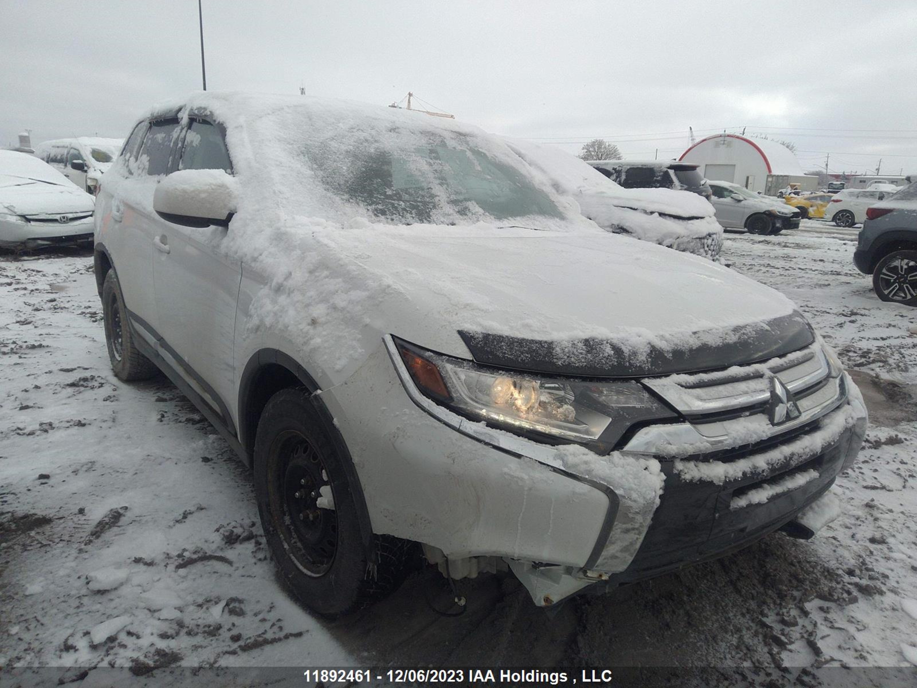 MITSUBISHI OUTLANDER 2016 ja4az2a37gz602635