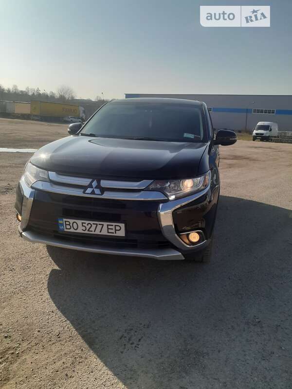 MITSUBISHI OUTLANDER 2015 ja4az3a31gz004045