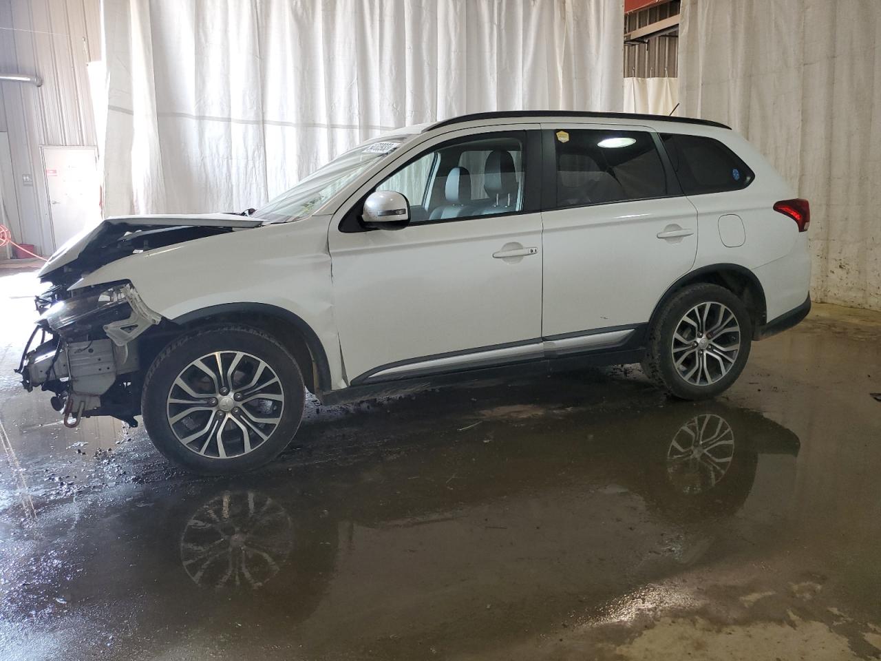 MITSUBISHI OUTLANDER 2016 ja4az3a32gz025602